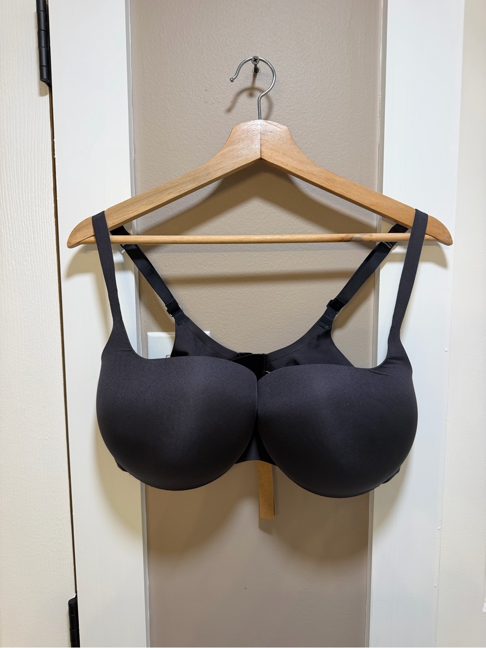 SKIMS Ultimate Push Up Balconette Bra in Onyx